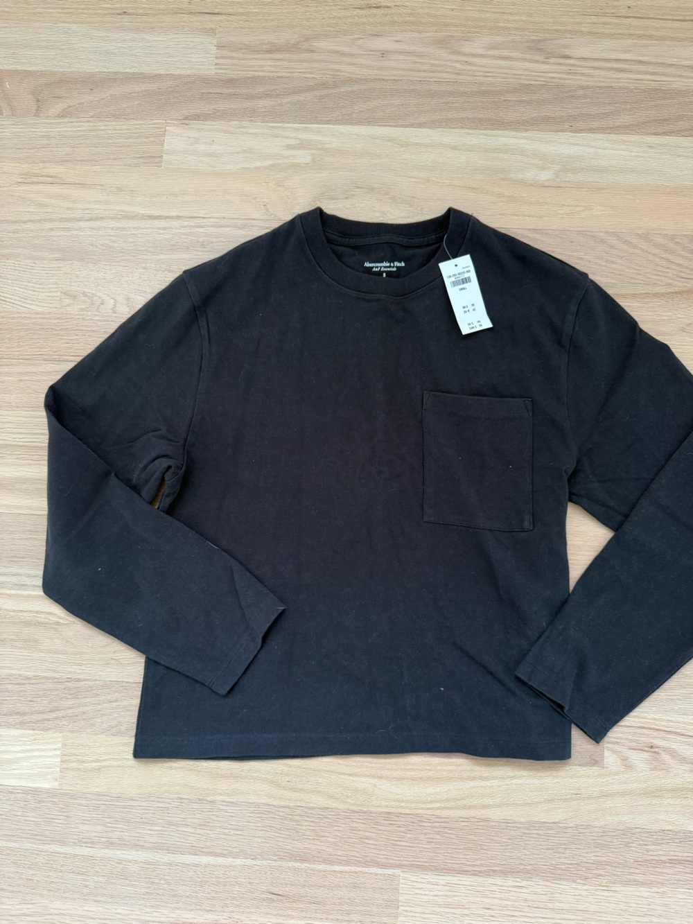 NWT Abercrombie & Fitch oversized long sleeve tee